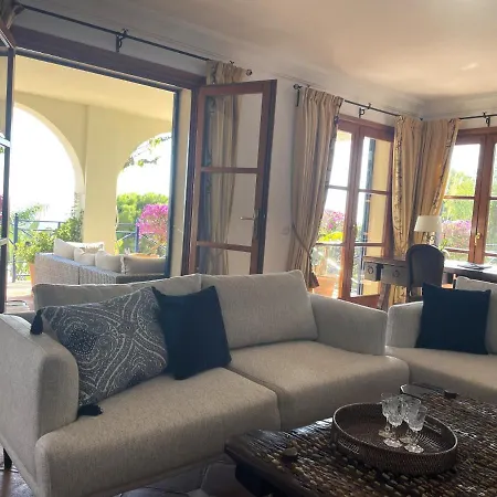 Villa La Maravilla - With Amazing Sea View