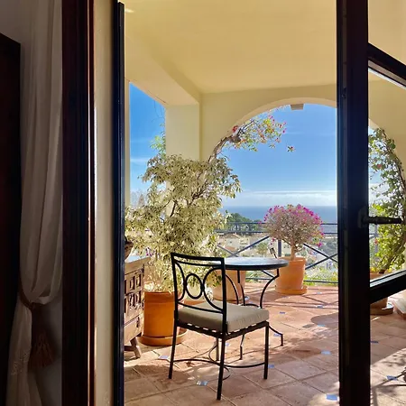 Villa La Maravilla - With Amazing Sea View *