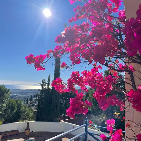 Villa La Maravilla - With Amazing Sea View *