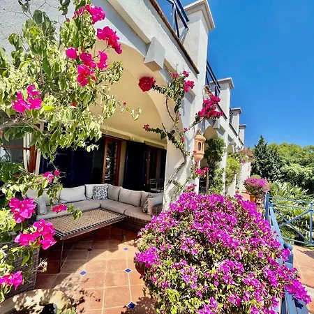 Villa La Maravilla - With Amazing Sea View *