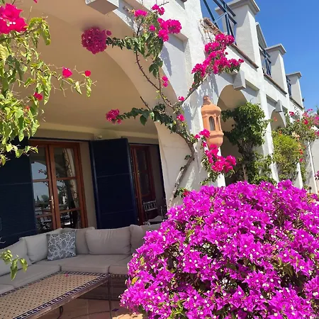 Villa La Maravilla - With Amazing Sea View